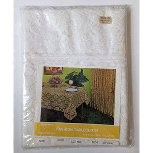 Vintage 1970's Raschel Floral Lace Tablecloth 70" by 90" JC Pennys Fashion Manor